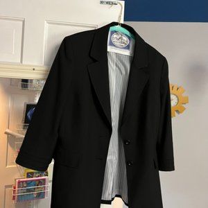 Tahari size 12 black blazer